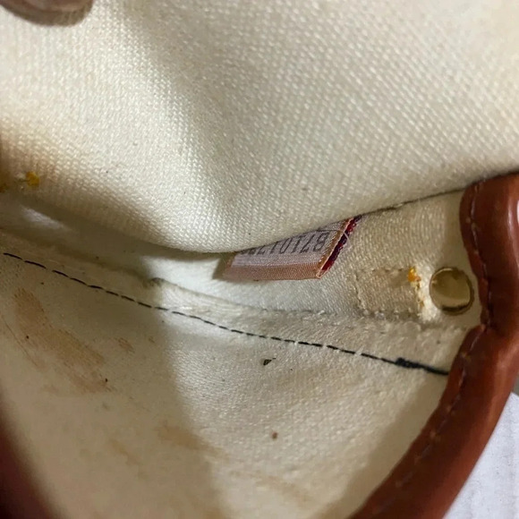 Dooney Bourke canvas wristlet - Picture 8 of 8